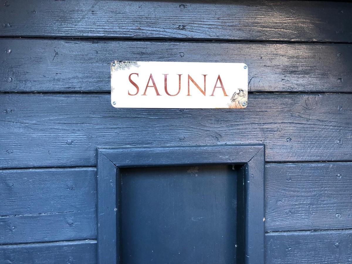 Casa Cuschina - Mit Sauna In Der Schoenen Surselva Dardin Exterior photo