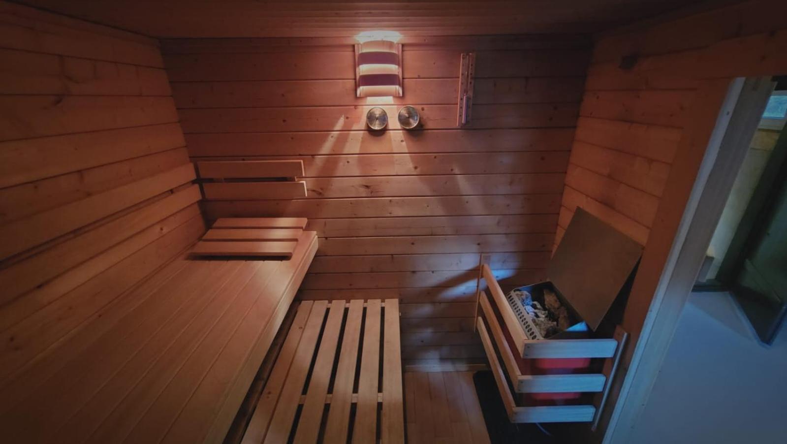 Casa Cuschina - Mit Sauna In Der Schoenen Surselva Dardin Exterior photo