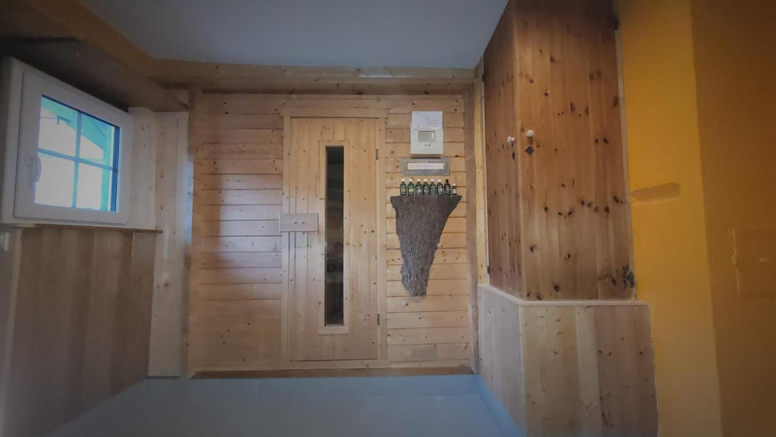 Casa Cuschina - Mit Sauna In Der Schoenen Surselva Dardin Exterior photo